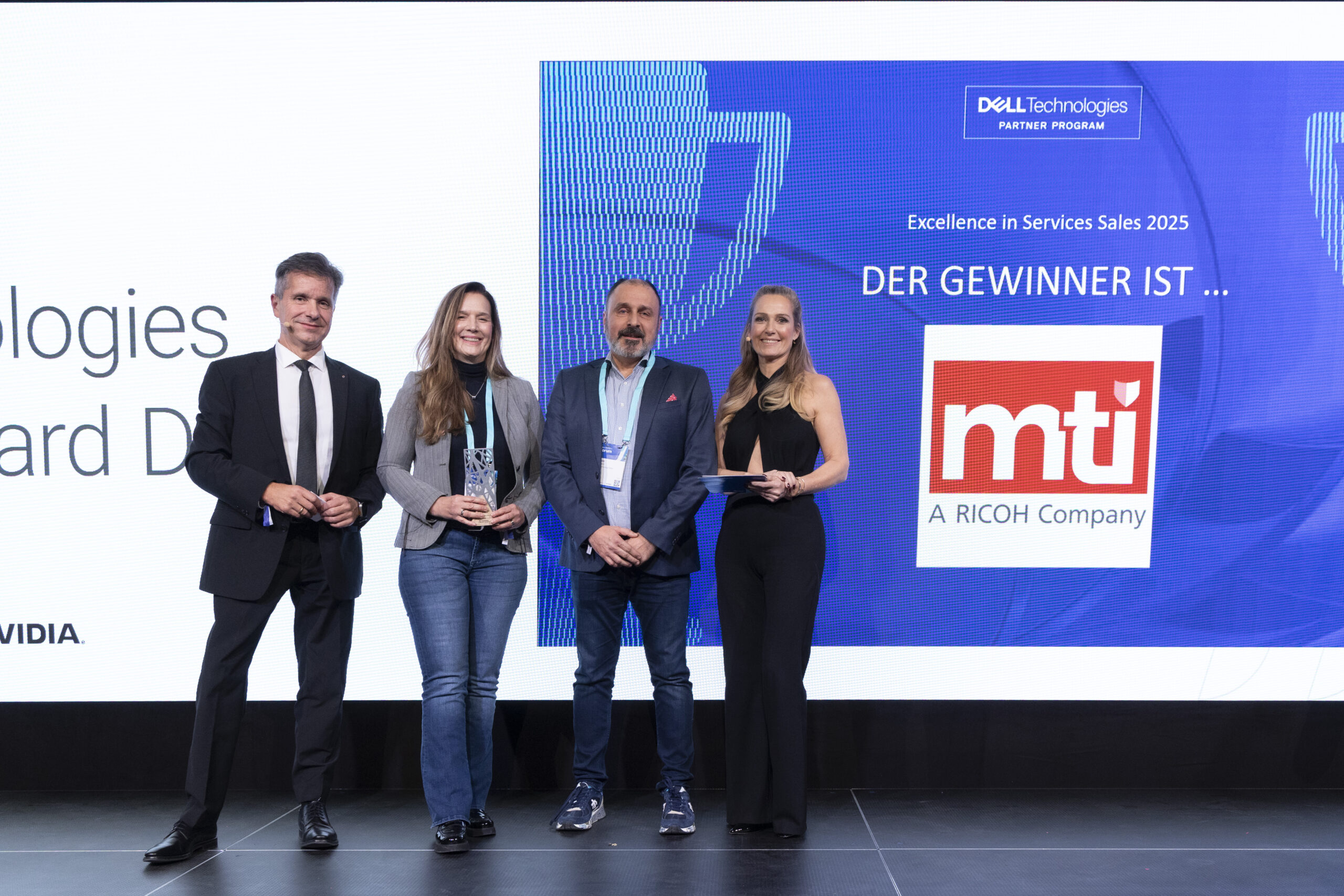 2025_DELL_Gala_CBFD3144